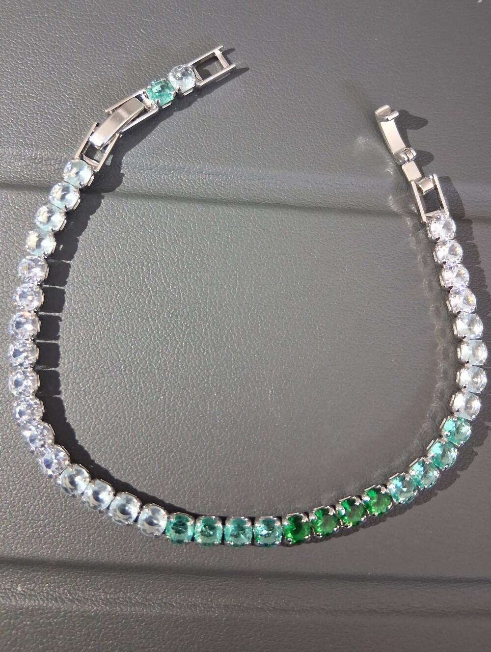 Fashion Jewelry Silver Tennis Bracelet with Greenish and Clear Stones